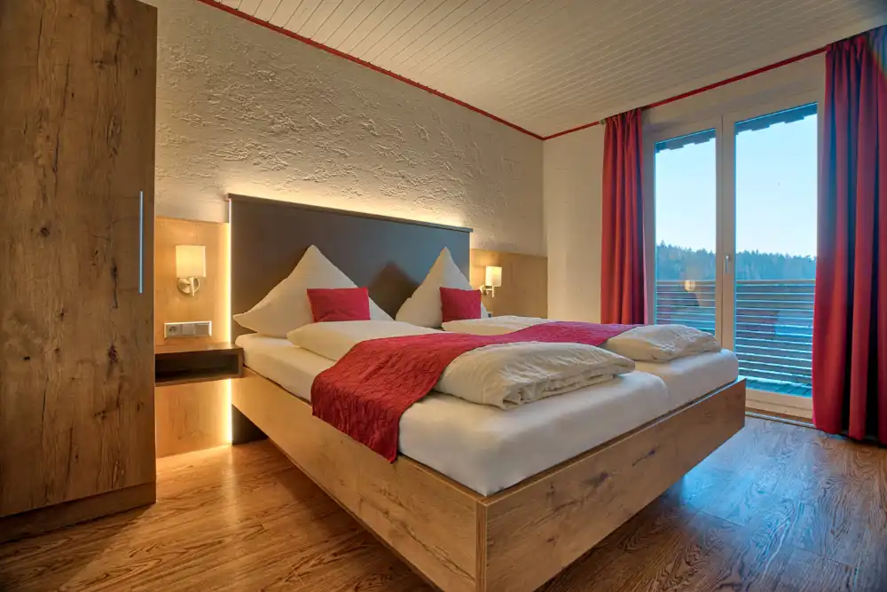 Schlafbereich des Hotelzimmers
